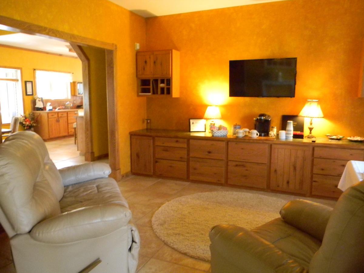 Jordan Lake B & B New Hill Екстер'єр фото